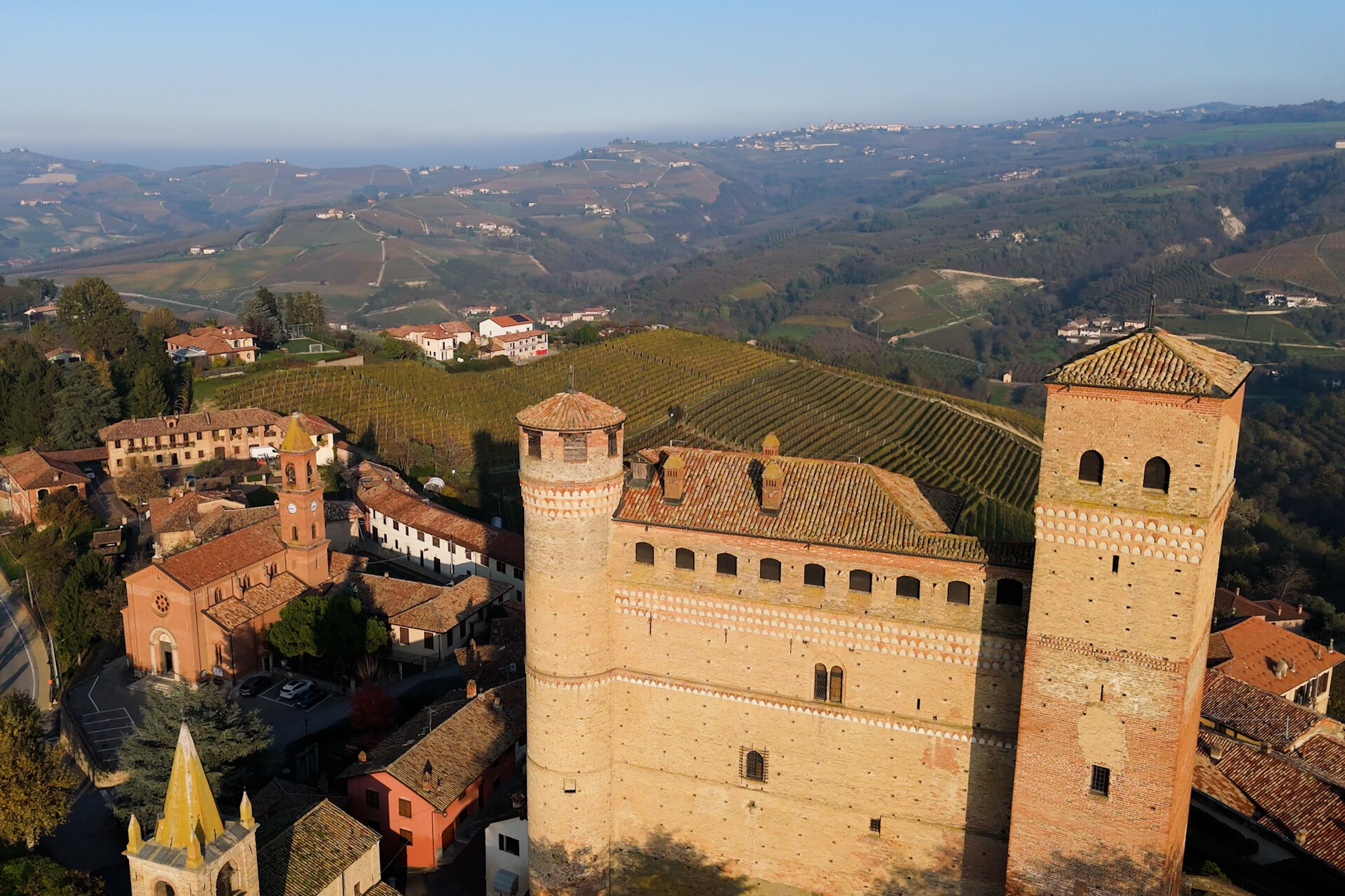 13   SERRALUNGA D'ALBA   02